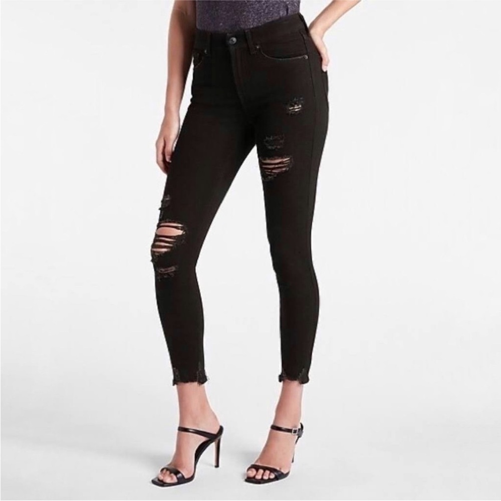 Express Women's Black, Mid Rise, Distressed Ankle Legging Jeans Size 2 Short NWT